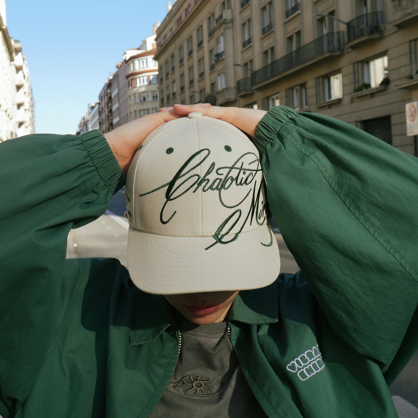 CHAOS CAP