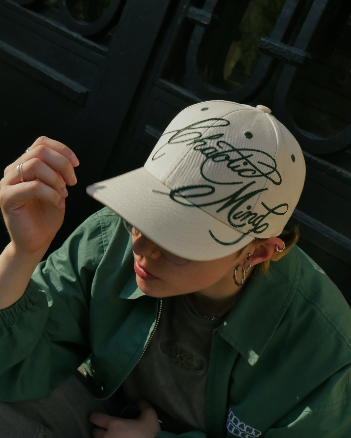 CHAOS CAP